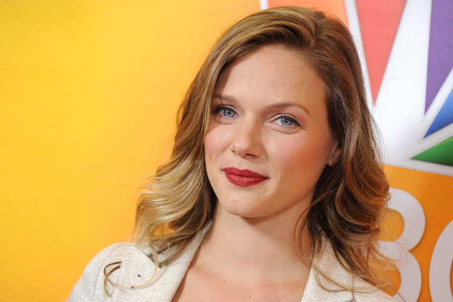 Tracy Spiridakos Age