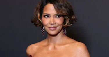 Halle Berry Height