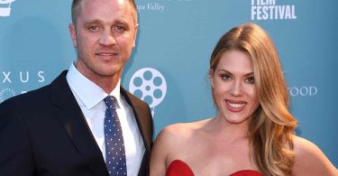 Devon Sawa Wife