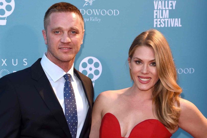 Devon Sawa Wife